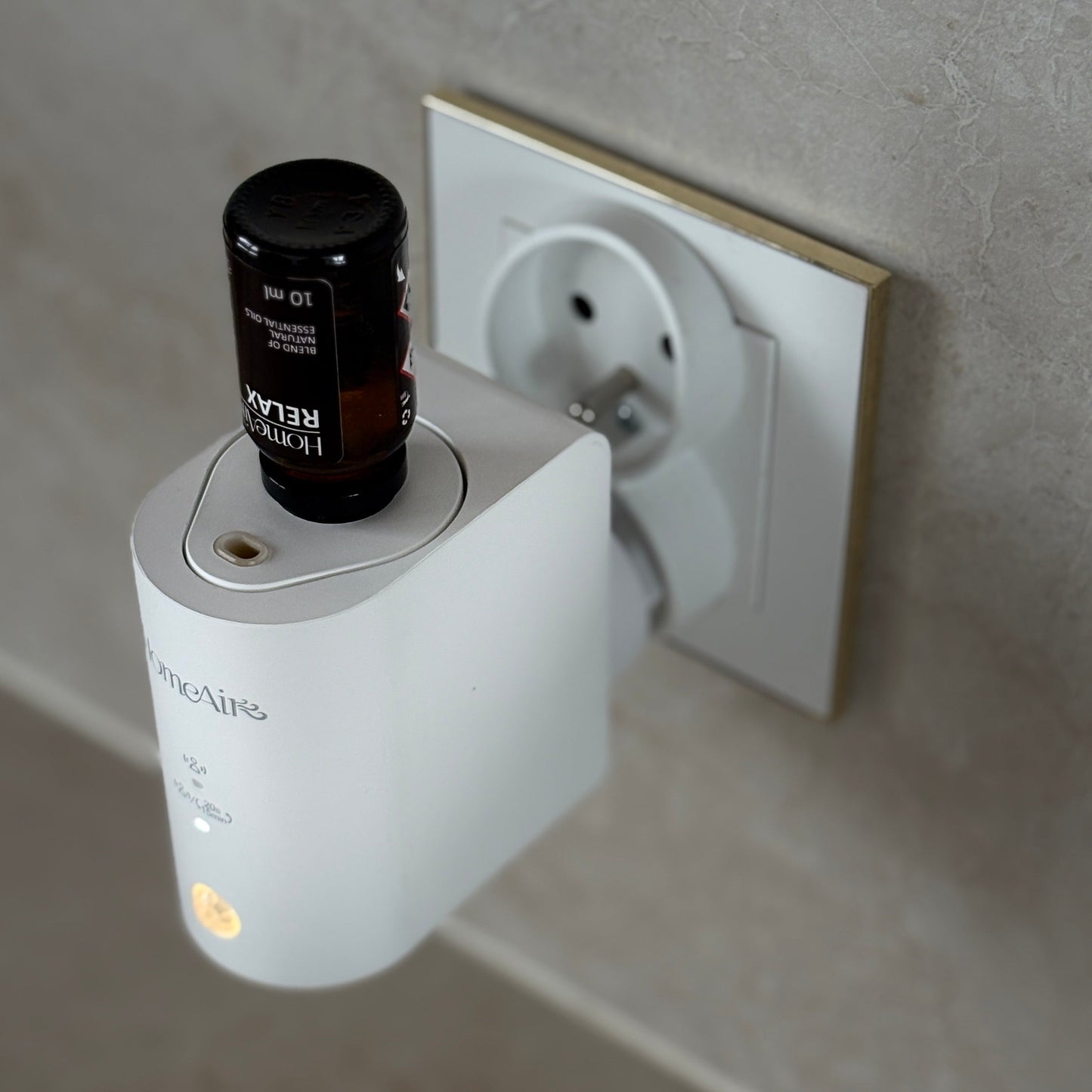 WALLIE | aróma difuzér | do zásuvky